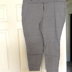 Houndstooth pant NEVER WORN